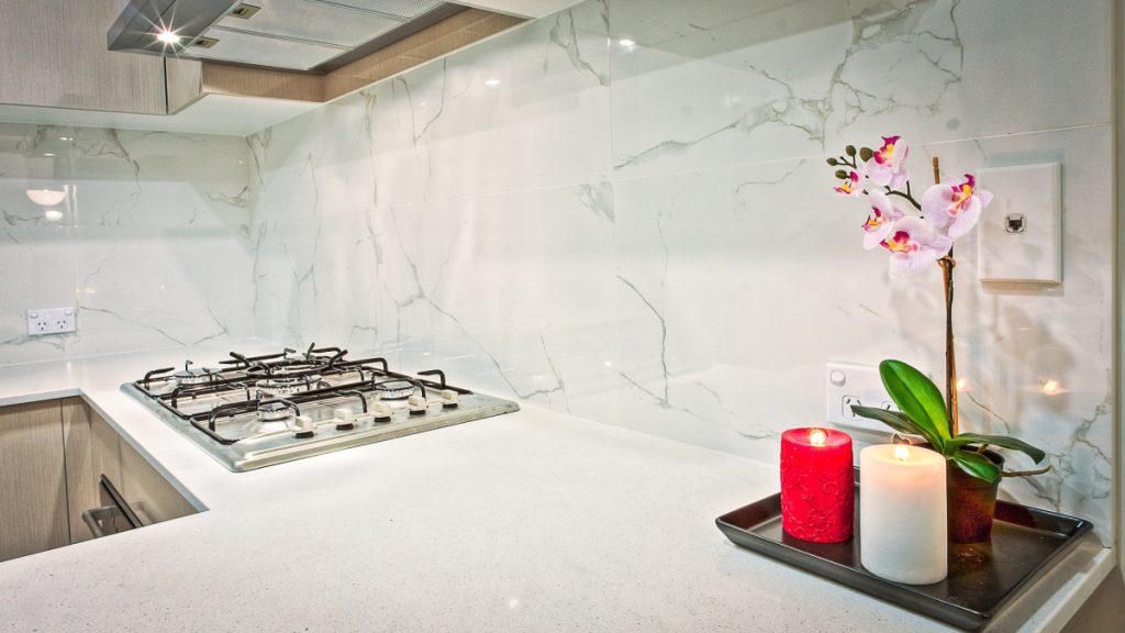 Marble backsplash in residential kitchen